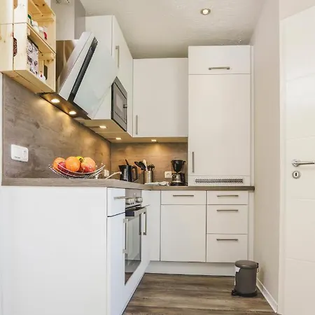 A04-006 * Heiligenhafen